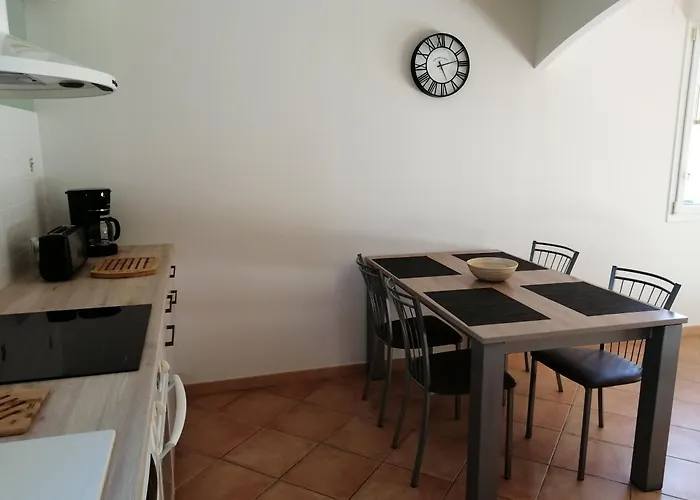 Chez Jules Et Odette Comigne