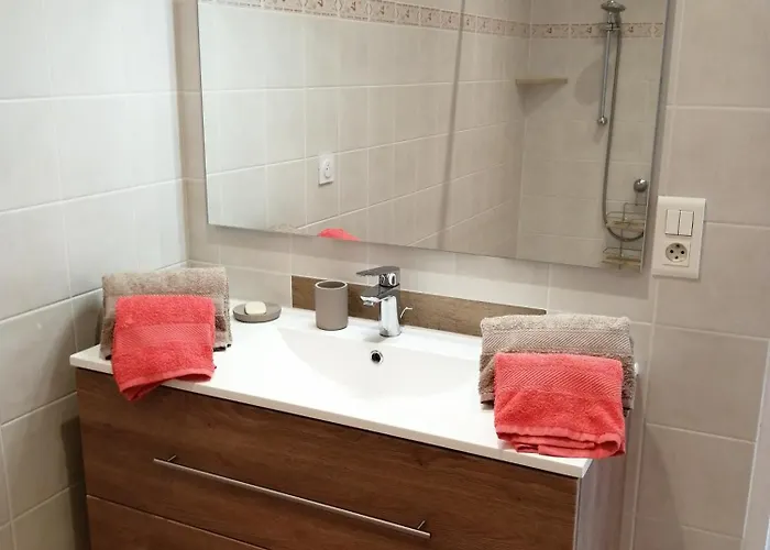 Chez Jules Et Odette Lägenhet